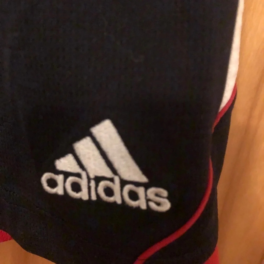 Adidas athletic shorts - Picture 3 of 7